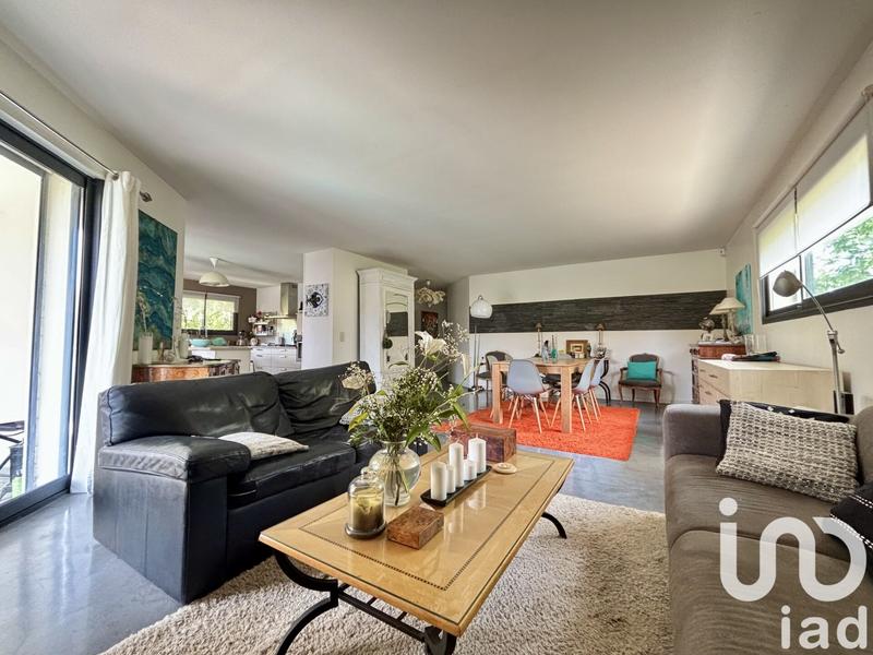 Maison - 198 m² - 6 pièces