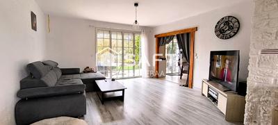 Maison - 94 m² - 4 pièces