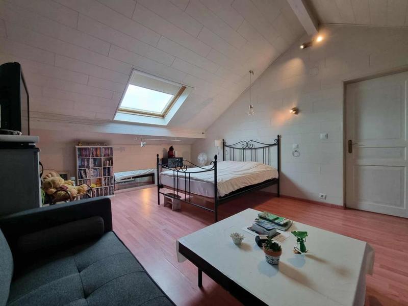 Maison de village - 200 m² - 7 pièces