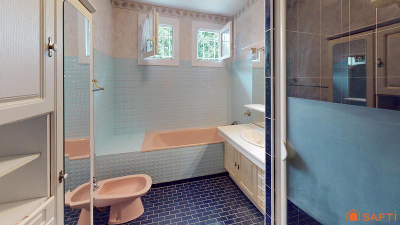 Maison - 96 m² - 5 pièces