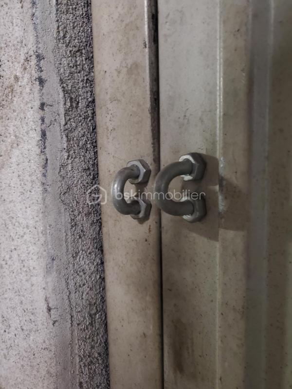 Parking / Garage - 24 m²