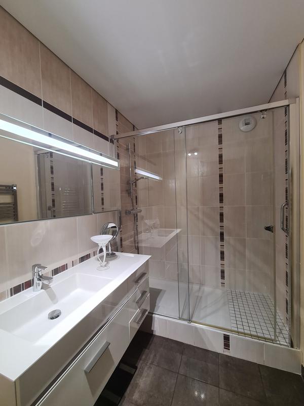 Appartement - 102 m² - 4 pièces