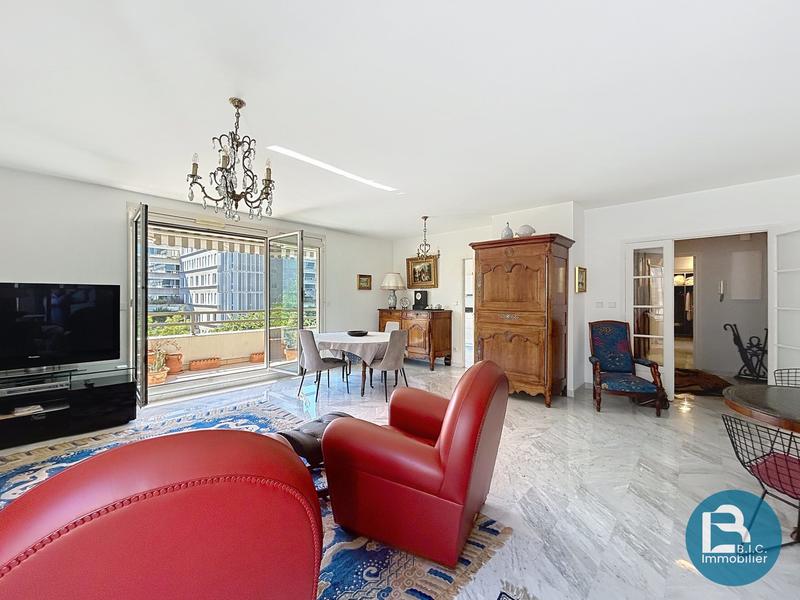 Appartement - 113 m² - 3 pièces