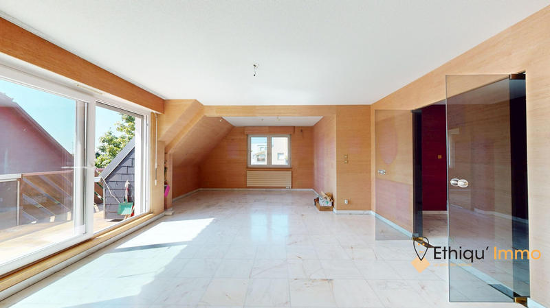 Appartement - 110 m² - 4 pièces