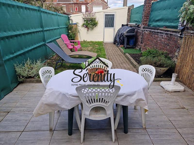 Maison - 90 m² - 4 pièces