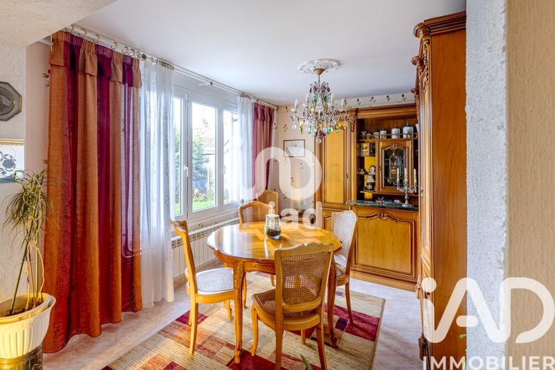 Maison - 88 m² - 5 pièces