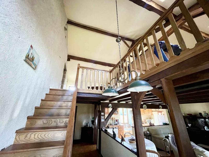 Maison - 185 m² - 4 pièces