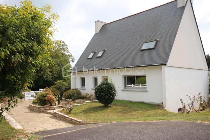 Maison - 140 m² - 6 pièces