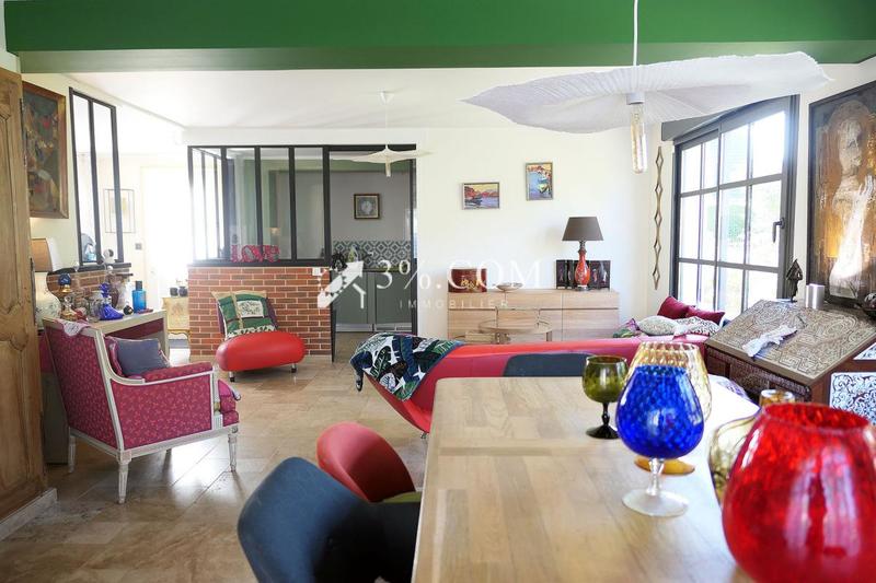 Maison - 200 m² - 8 pièces