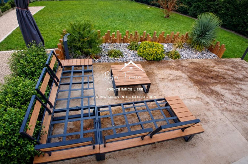 Maison - 79 m² - 5 pièces