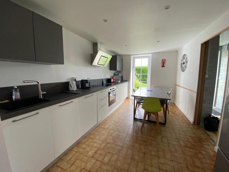 Maison - 90 m² - 6 pièces