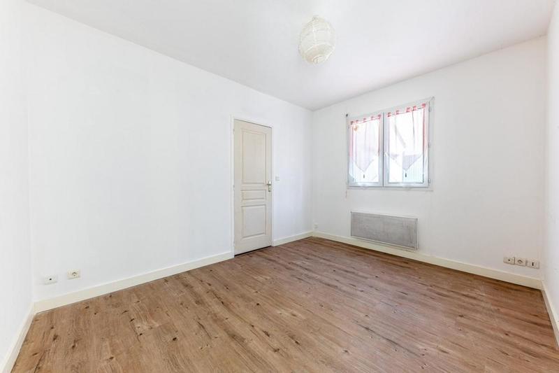 Maison ancienne - 114 m² - 4 pièces