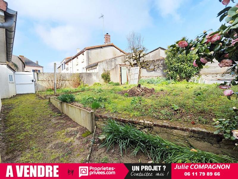 Maison - 170 m² - 8 pièces