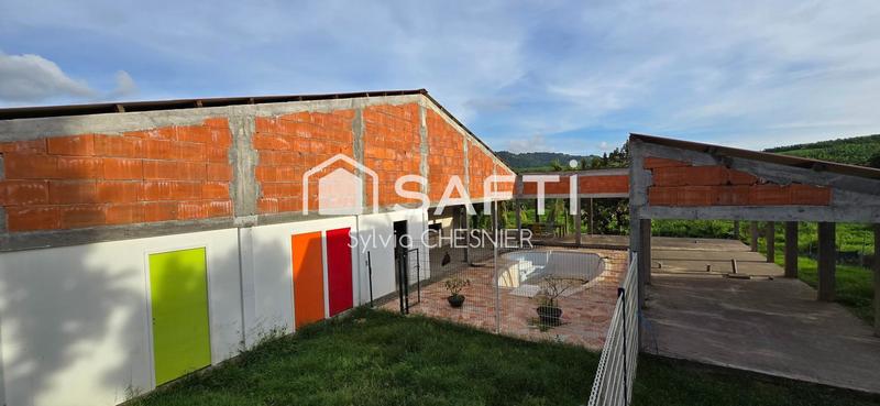 Maison - 120 m² - 4 pièces