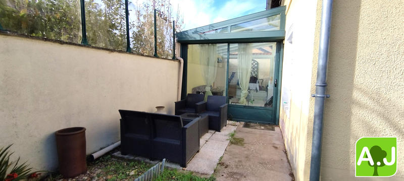 Maison - 104 m² - 4 pièces