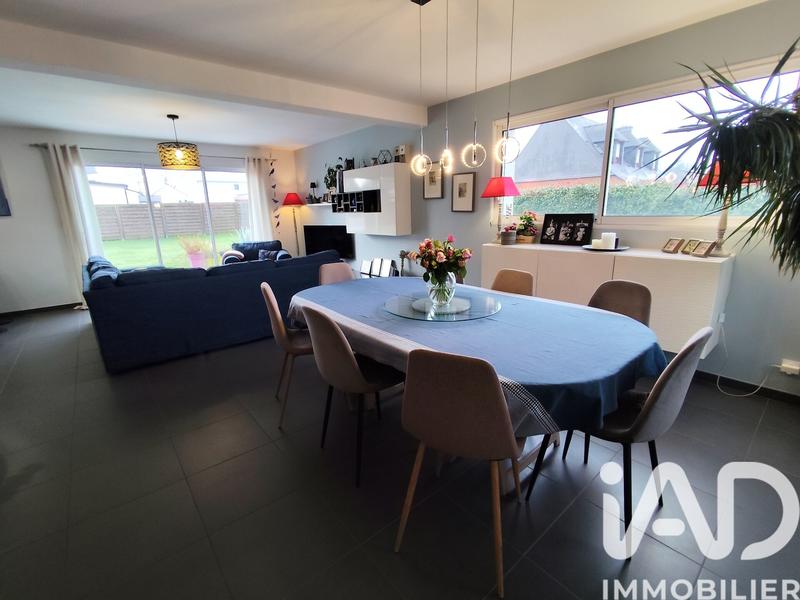 Maison - 111 m² - 6 pièces