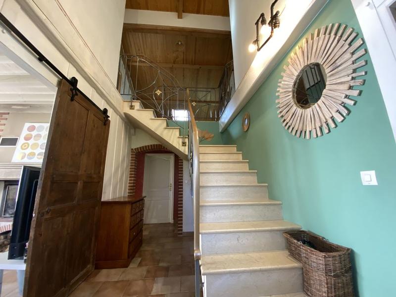 Maison - 200 m² - 7 pièces