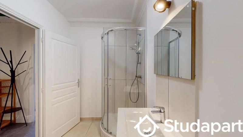 Chambre - 10 m² - 1 pièce