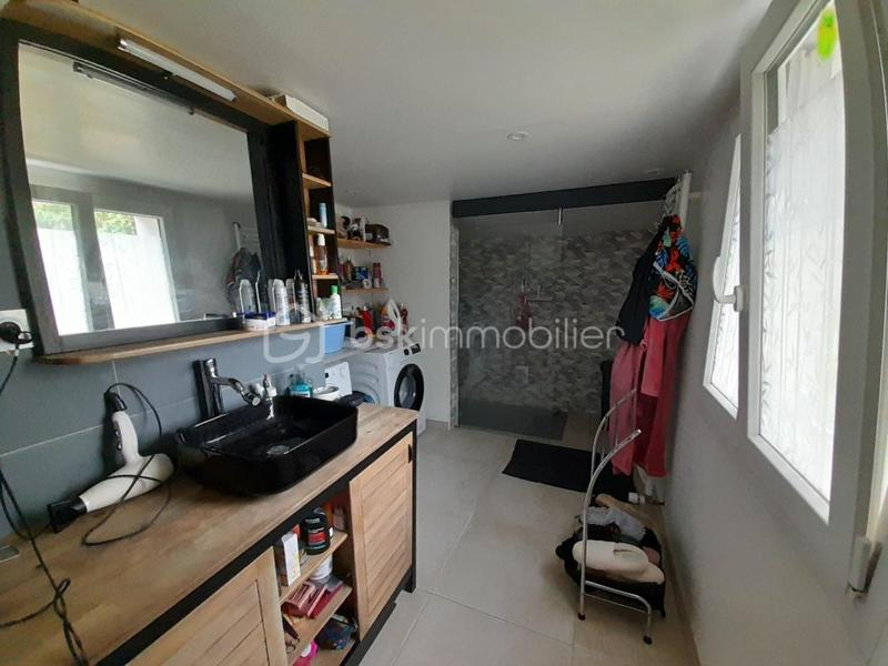 Maison traditionnelle - 128 m² - 6 pièces