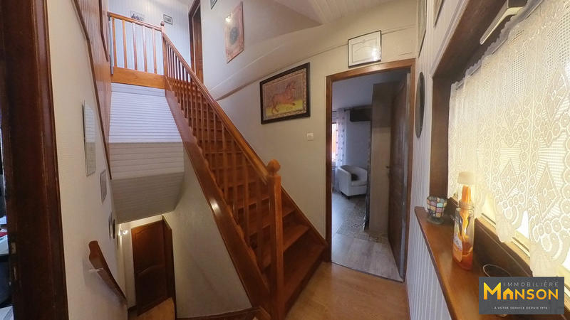 Maison - 100 m² - 7 pièces