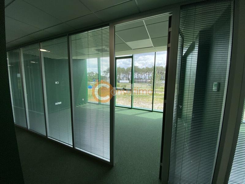 Local d'activité / Entrepôt - 782 m²