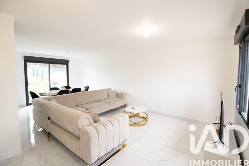 Maison - 113 m² - 5 pièces