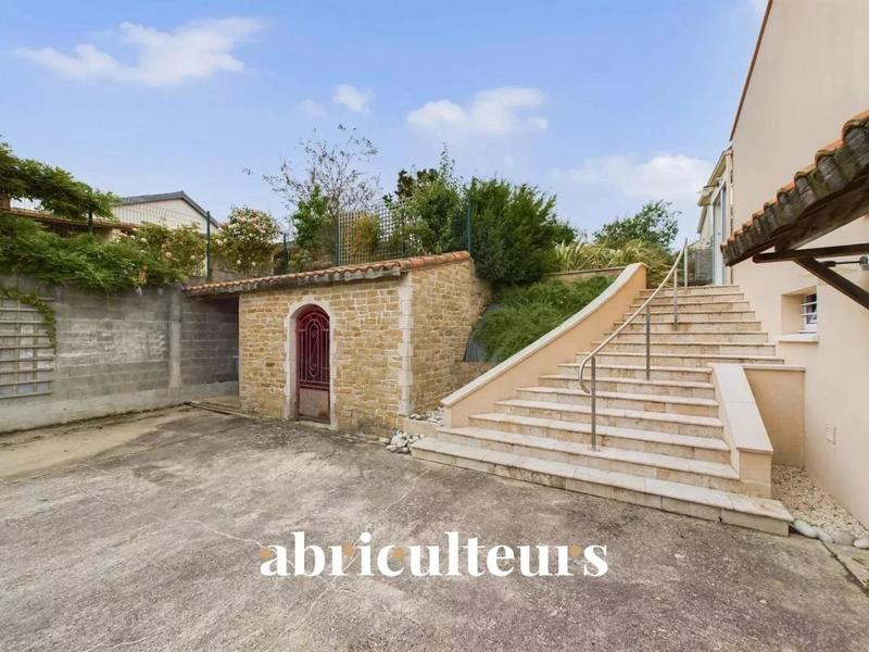 Maison - 150 m² - 6 pièces