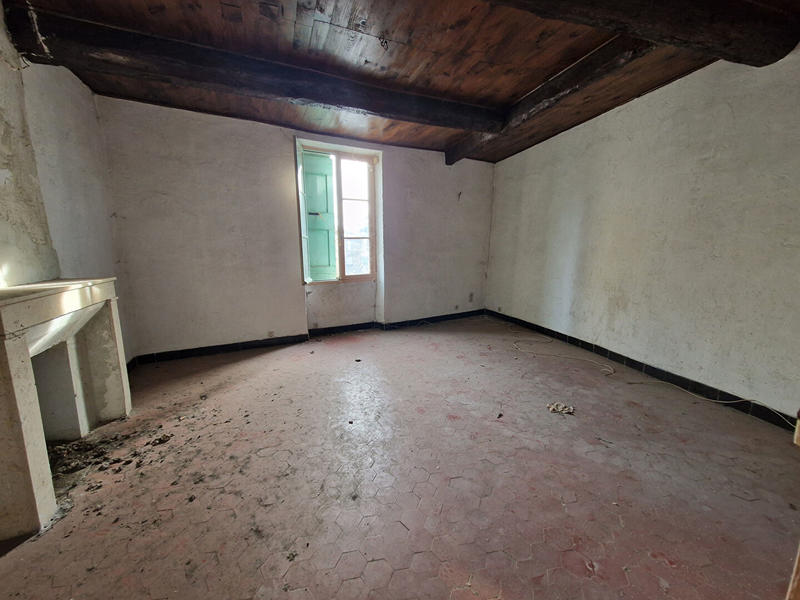 Maison - 351 m² - 13 pièces