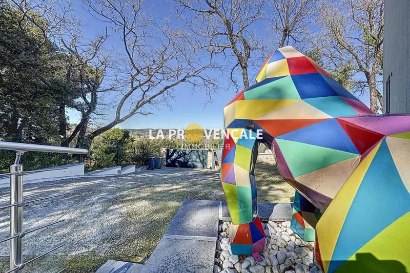 Villa - 143 m² - 5 pièces