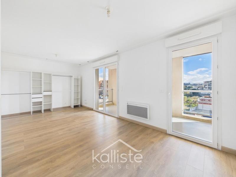 Studio - 29 m² - 1 pièce