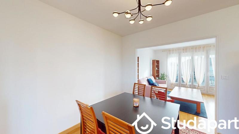 Chambre - 112 m² - 1 pièce