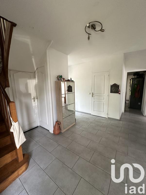Maison - 186 m² - 8 pièces