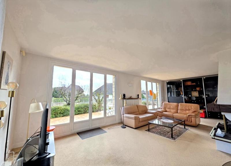 Maison - 162 m² - 5 pièces