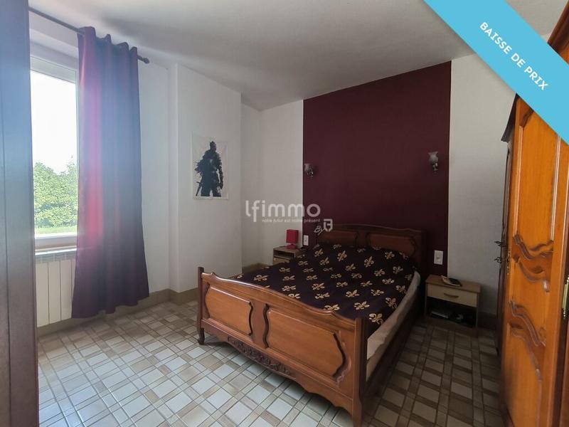 Maison - 260 m² - 9 pièces