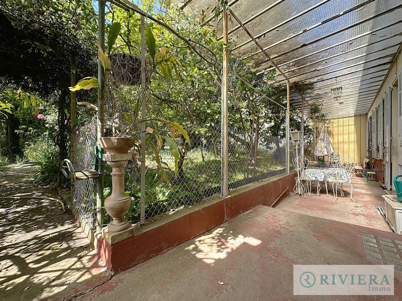 Appartement - 150 m² - 6 pièces