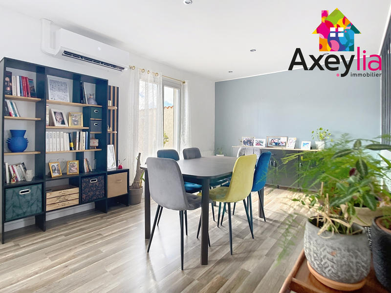 Maison - 90 m² - 5 pièces