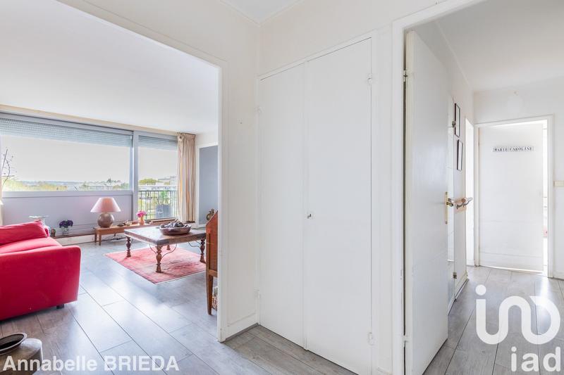 Appartement - 81 m² - 3 pièces