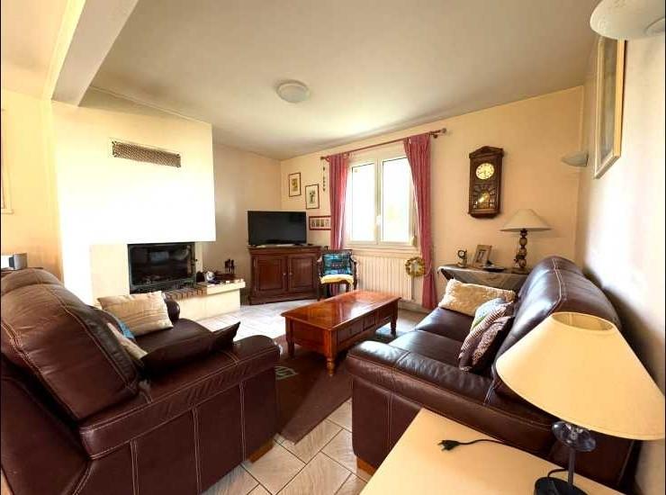 Maison - 143 m² - 6 pièces