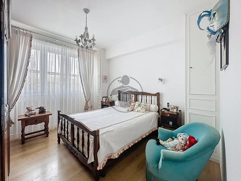 Appartement - 115 m² - 5 pièces