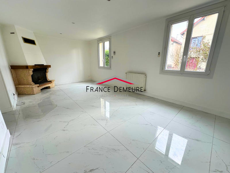 Maison - 91 m² - 4 pièces