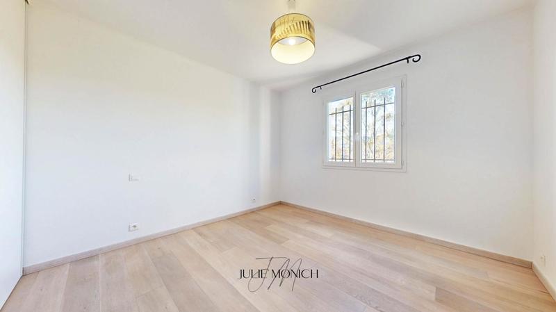 Maison - 149 m² - 6 pièces