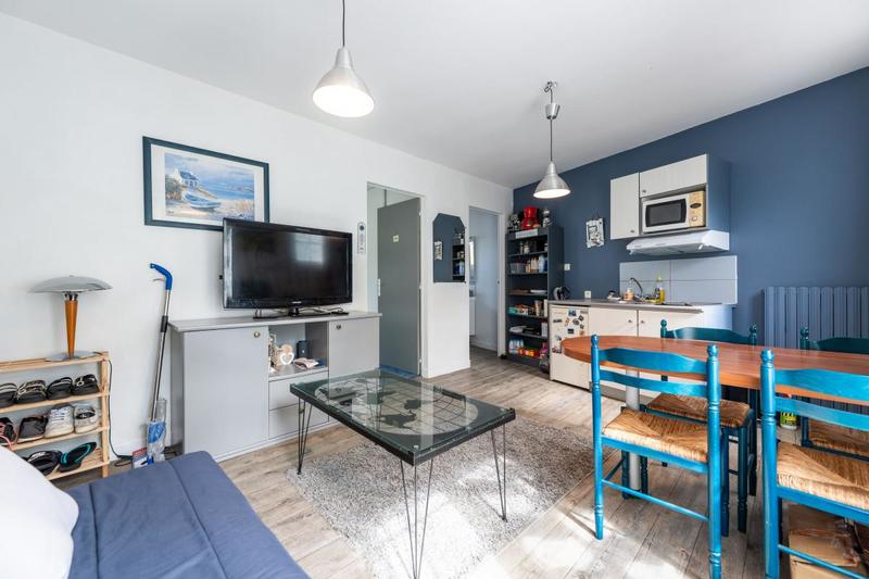 Maison - 202 m² - 6 pièces