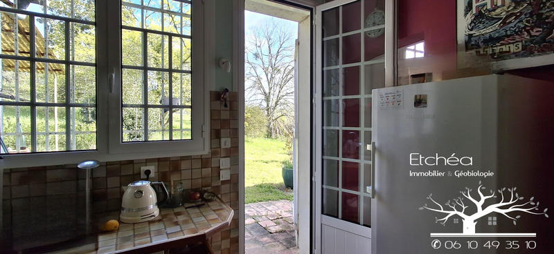 Maison - 248 m² - 8 pièces