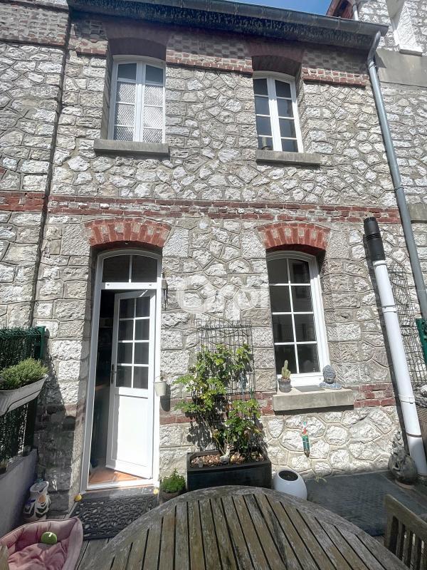 Maison de ville - 118 m² - 4 pièces