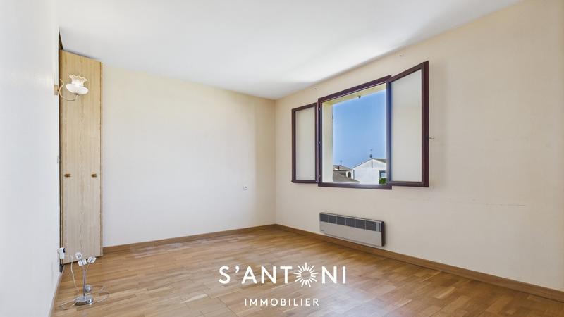Maison - 92 m² - 4 pièces