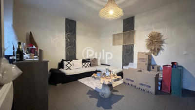 Maison - 80 m² - 5 pièces