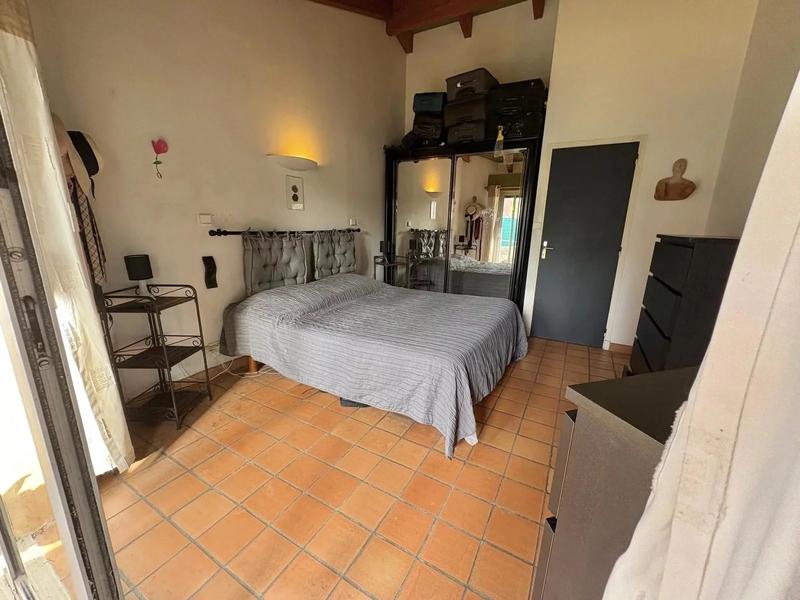 Maison - 224 m² - 6 pièces