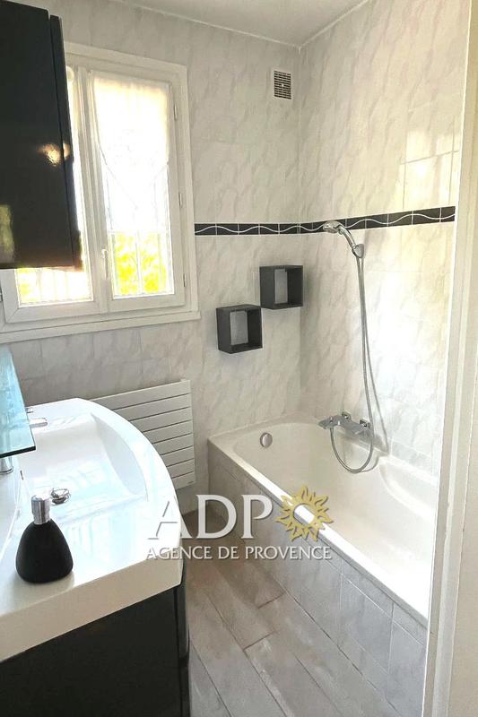 Maison - 138 m² - 5 pièces