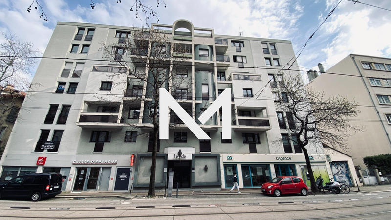 Parking / Garage - 13 m²