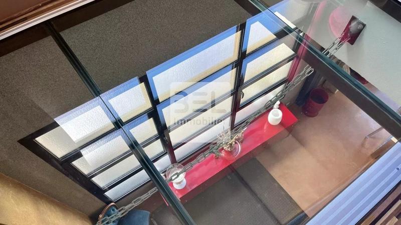 Loft - 300 m² - 6 pièces